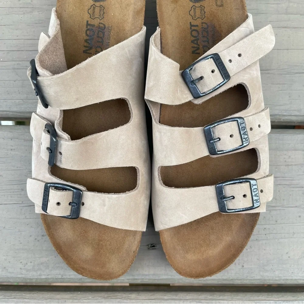 Naot Footwear Austin Sand Stone Suede Triple Strap Slide Sandals size 42 - Picture 5 of 14
